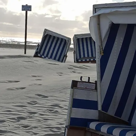 Eckis Hus * Гардинг