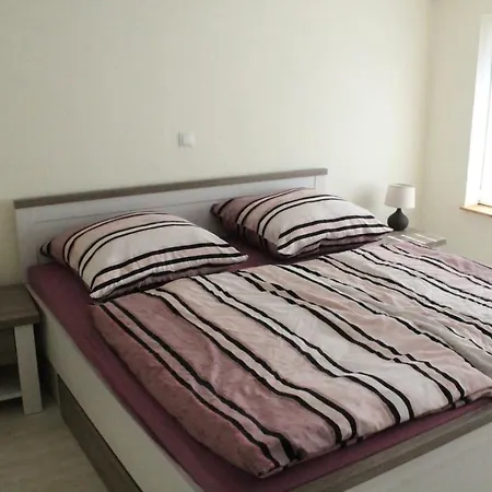 Eckis Hus Гардинг